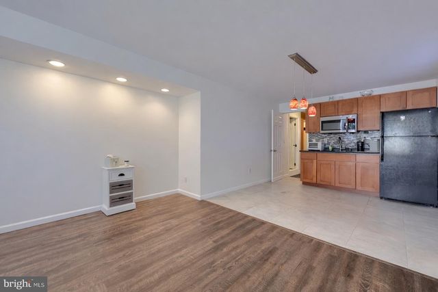 433 SLEEPY HOLLOW DR, Mohrsville, PA 19541