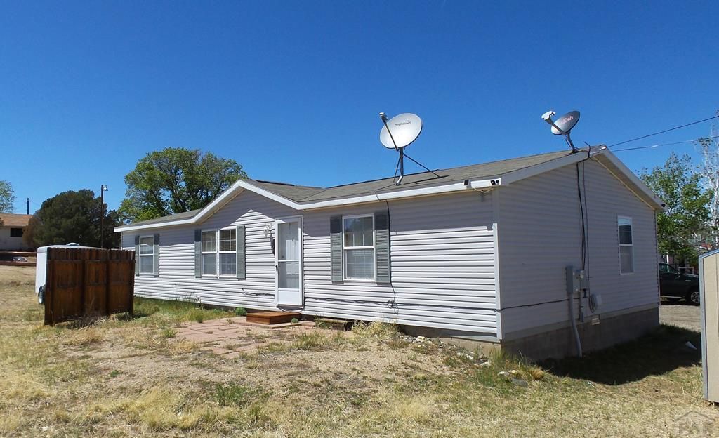 802 W 2nd St, Walsenburg, CO 81089