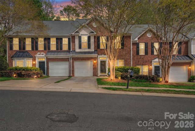 1802 Robinwood Village Drive, Gastonia, NC 28054