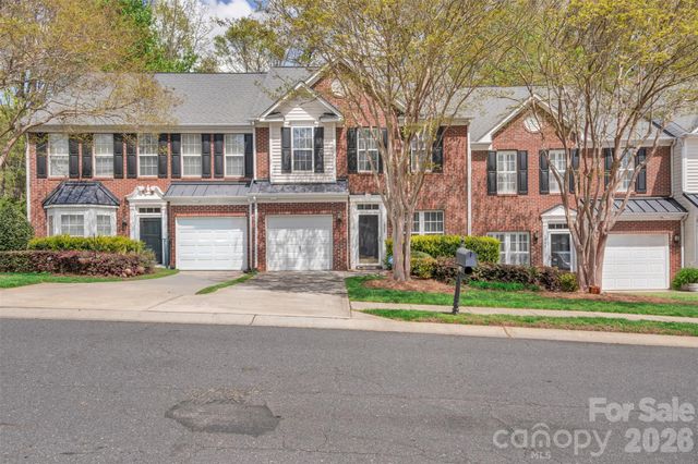 1802 Robinwood Village Drive, Gastonia, NC 28054