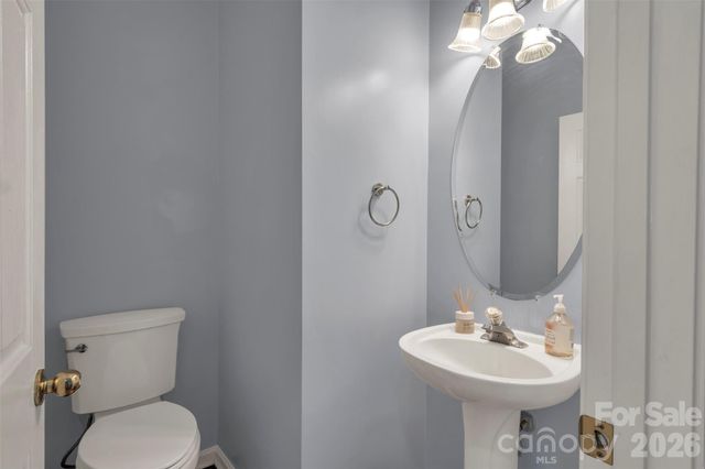 1802 Robinwood Village Drive, Gastonia, NC 28054