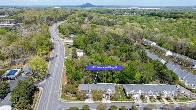 1802 Robinwood Village Drive, Gastonia, NC 28054