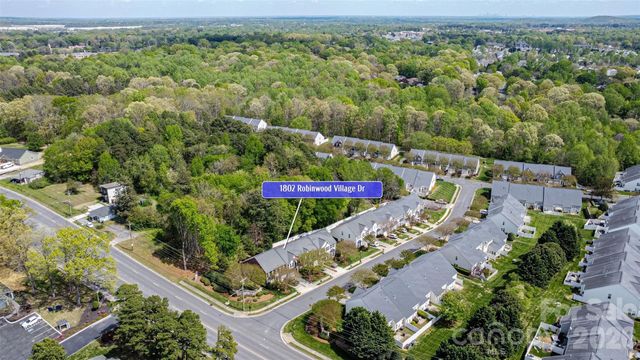 1802 Robinwood Village Drive, Gastonia, NC 28054