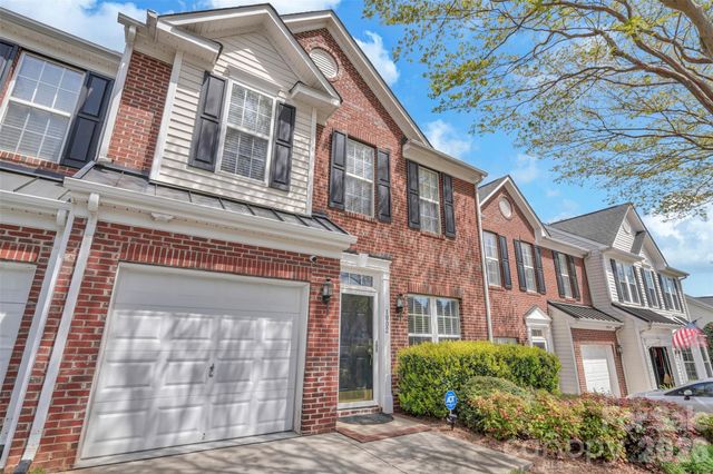 1802 Robinwood Village Drive, Gastonia, NC 28054