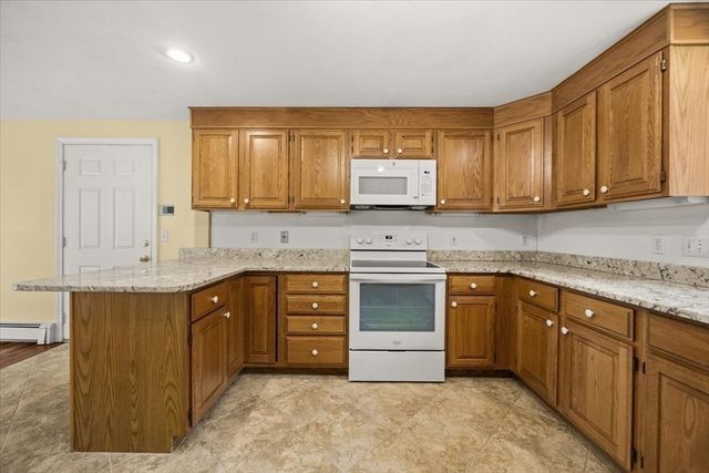 15 Indian Cove Way 15, Easton, MA 02375