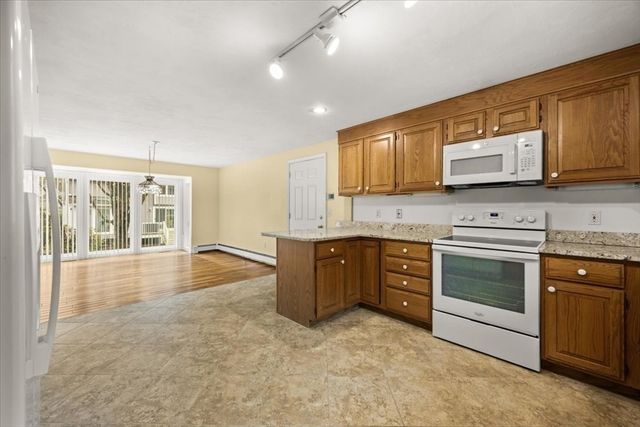 15 Indian Cove Way 15, Easton, MA 02375