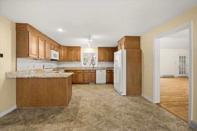 15 Indian Cove Way 15, Easton, MA 02375