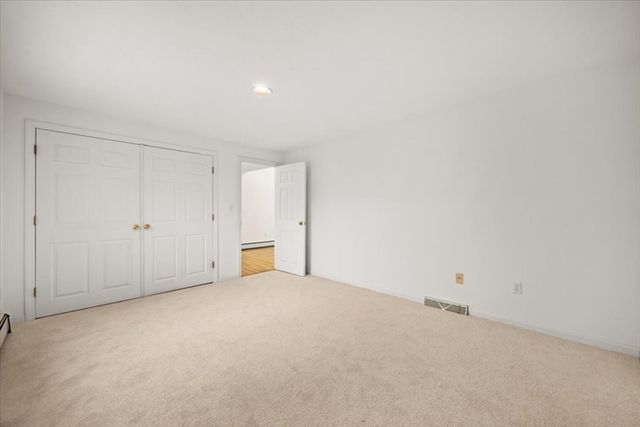 15 Indian Cove Way 15, Easton, MA 02375