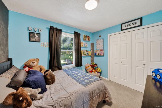 18101 Burton Drive, South Bend, IN 46637