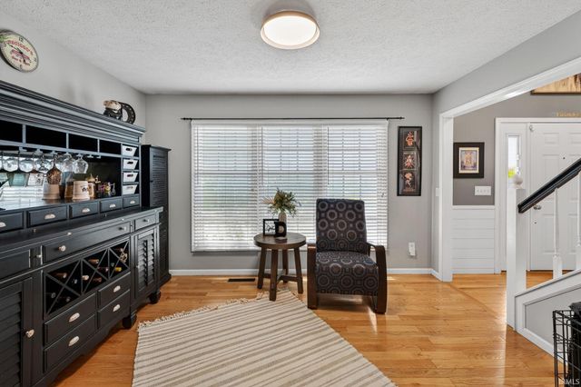 18101 Burton Drive, South Bend, IN 46637