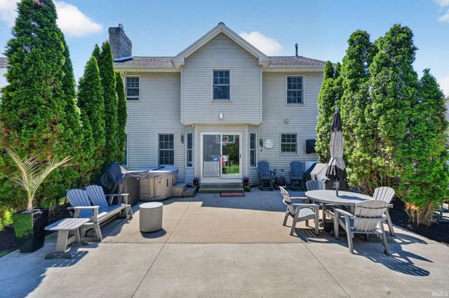 18101 Burton Drive, South Bend, IN 46637