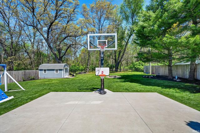 18101 Burton Drive, South Bend, IN 46637