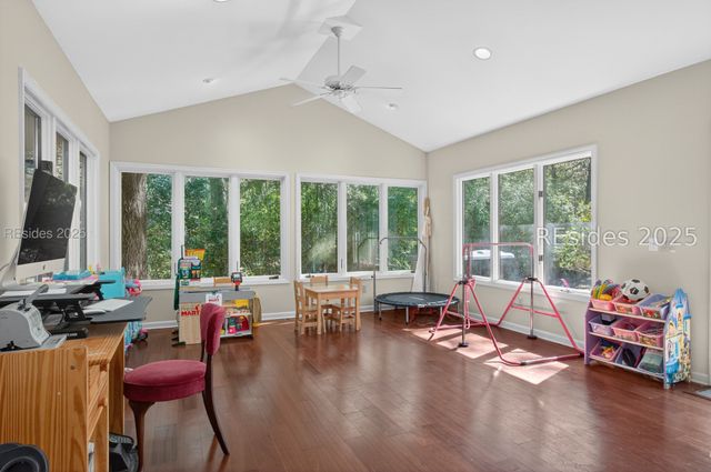 2 Orista Pl, Hilton Head Island, SC 29926