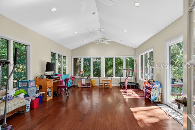 2 Orista Pl, Hilton Head Island, SC 29926