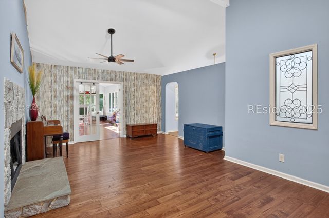 2 Orista Pl, Hilton Head Island, SC 29926