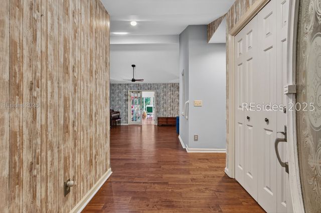 2 Orista Pl, Hilton Head Island, SC 29926