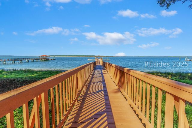2 Orista Pl, Hilton Head Island, SC 29926
