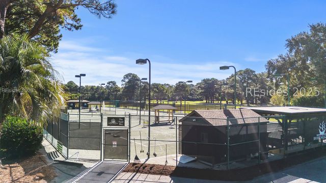 2 Orista Pl, Hilton Head Island, SC 29926