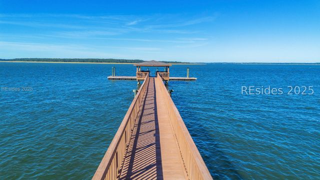 2 Orista Pl, Hilton Head Island, SC 29926