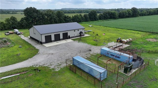 34705 E Mabry Road, Buckner, MO 64016