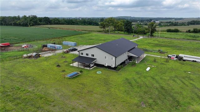 34705 E Mabry Road, Buckner, MO 64016