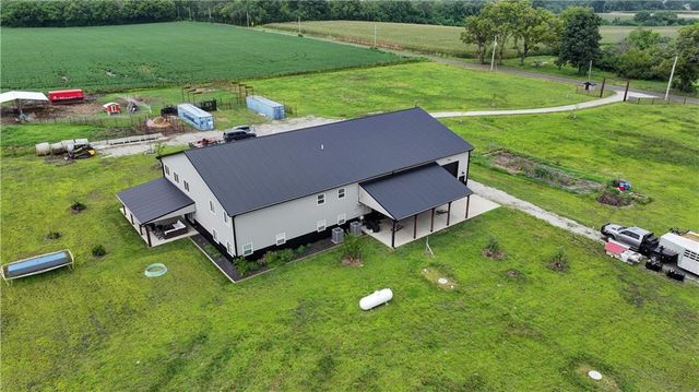 34705 E Mabry Road, Buckner, MO 64016