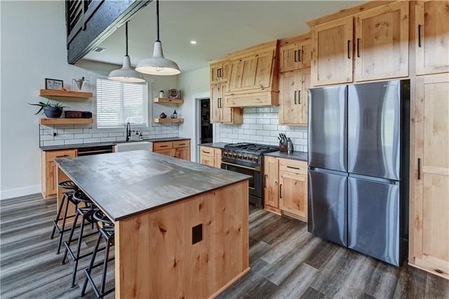 34705 E Mabry Road, Buckner, MO 64016