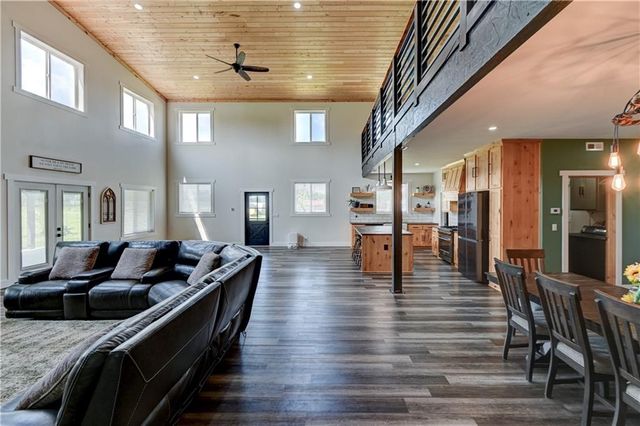 34705 E Mabry Road, Buckner, MO 64016