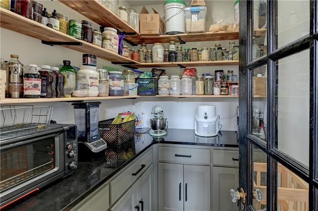 34705 E Mabry Road, Buckner, MO 64016