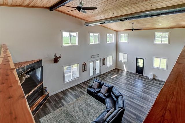 34705 E Mabry Road, Buckner, MO 64016