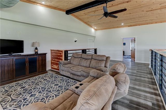 34705 E Mabry Road, Buckner, MO 64016