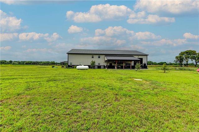34705 E Mabry Road, Buckner, MO 64016