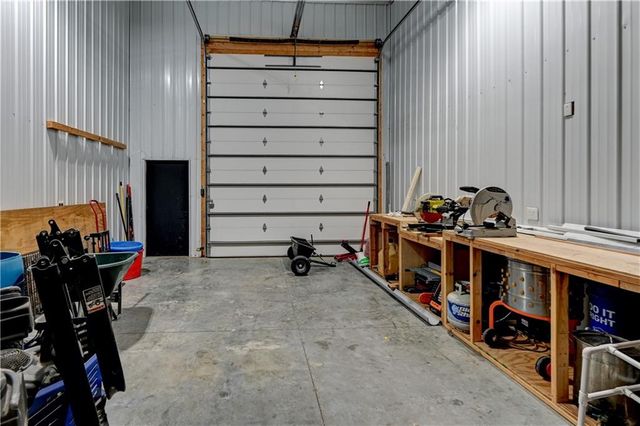 34705 E Mabry Road, Buckner, MO 64016