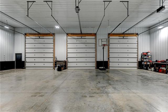 34705 E Mabry Road, Buckner, MO 64016