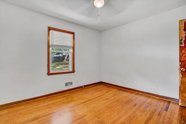 5141 Youngwood DR, Roanoke, VA 24017