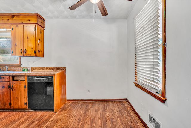 5141 Youngwood DR, Roanoke, VA 24017
