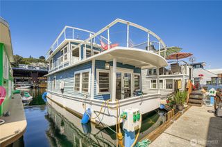 1900 Westlake Avenue N #B20, Seattle, WA 98109