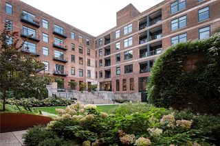 725 Johnson Court 413, Cleveland, OH 44113