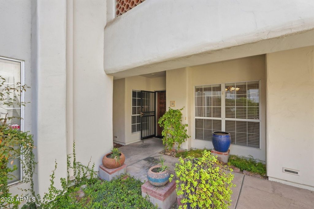 5200 S Lakeshore Drive 111, Tempe, AZ 85283 — exterior