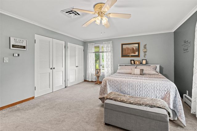 1360 Kra Nur Drive, Burton, MI 48509