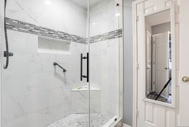 2710 Middleground, San Antonio, TX 78245