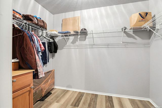 2710 Middleground, San Antonio, TX 78245