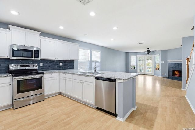 2710 Middleground, San Antonio, TX 78245