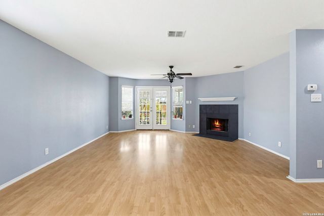 2710 Middleground, San Antonio, TX 78245