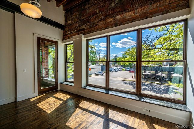 922 N Main Street 212, Royal Oak, MI 48067
