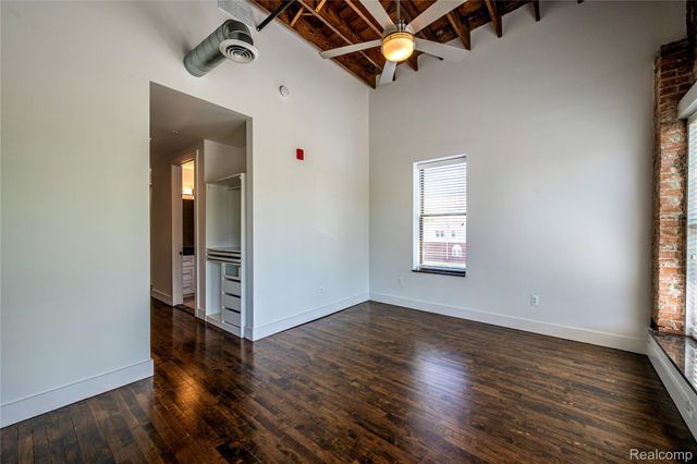 922 N Main Street 212, Royal Oak, MI 48067