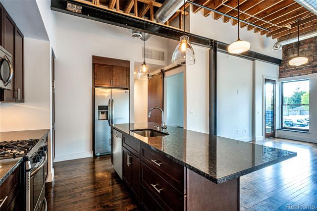 922 N Main Street 212, Royal Oak, MI 48067