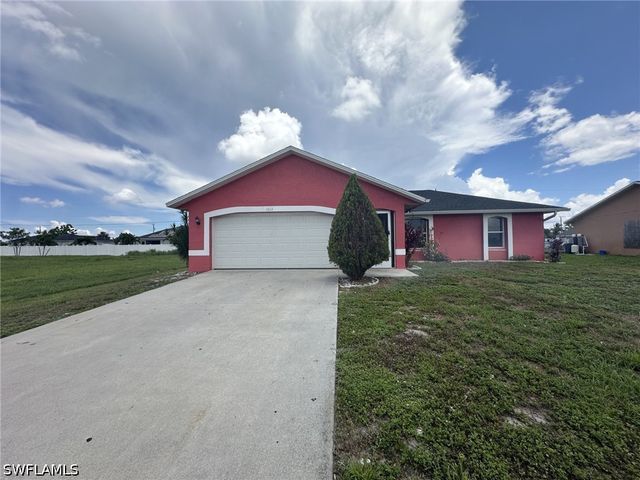 2123 NE 16th TER, Cape Coral, FL 33909