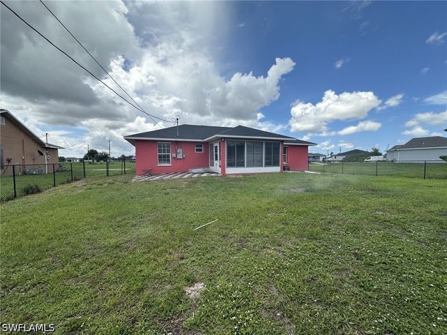 2123 NE 16th TER, Cape Coral, FL 33909