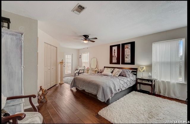 1251 Stagecoach, Canyon Lake, TX 78133